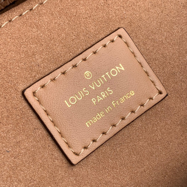 l0*is V*t0n pochette mÉtis
