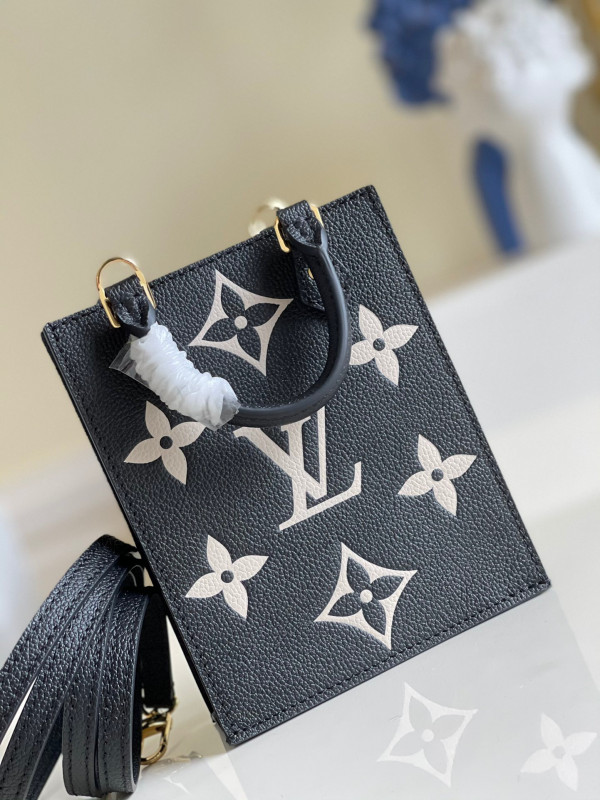 l0*is V*t0n petit sac plat
