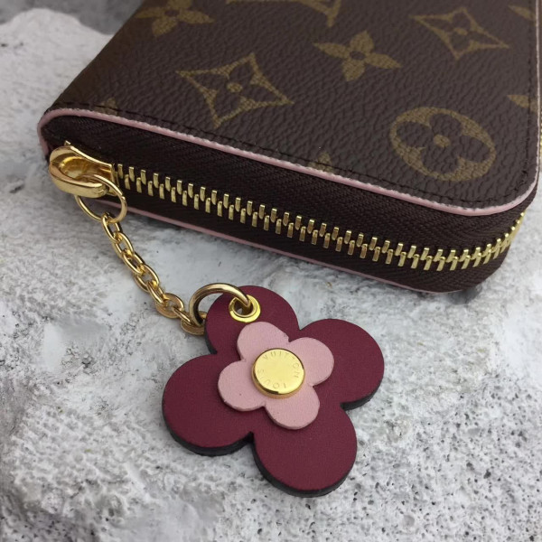 l0*is V*t0n clemence wallet