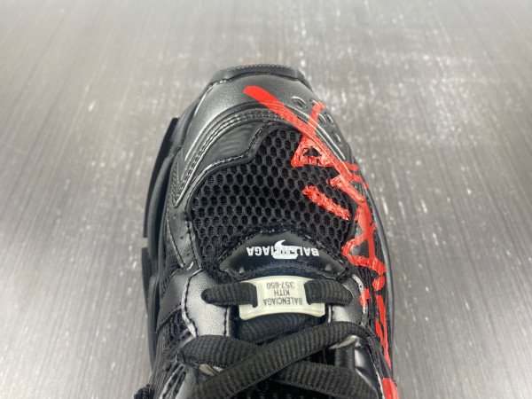 Ba*len*cia*ga runner sneaker