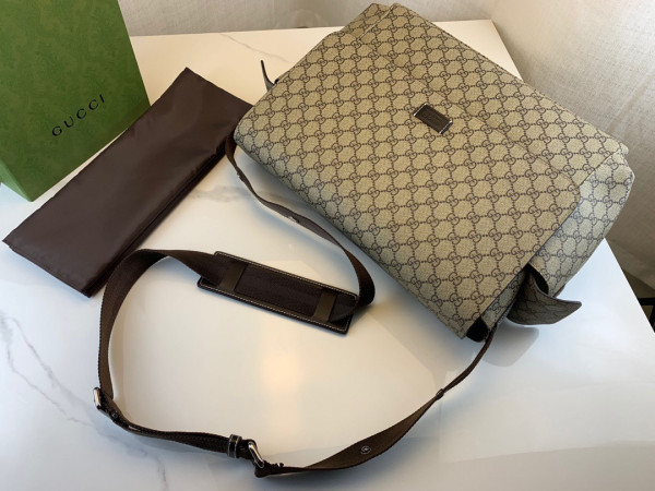 G*u*i gg plus diaper bag