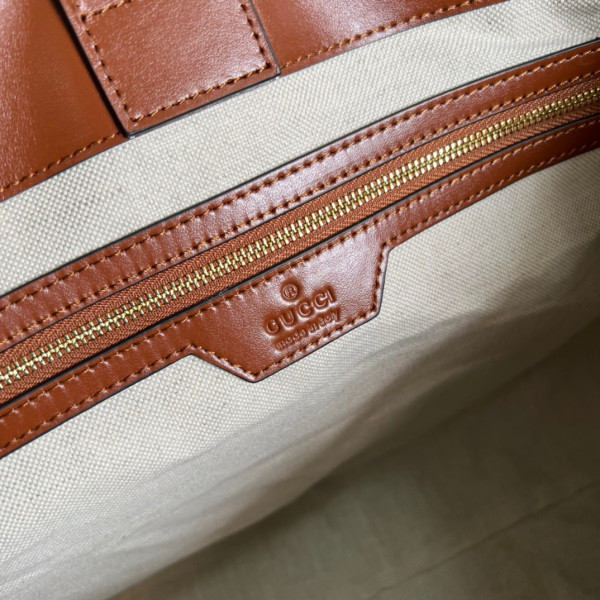 G*u*i gg matelassé leather medium tote