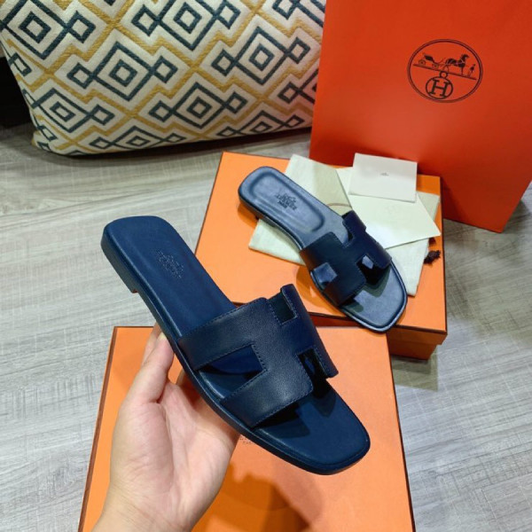 H**mes sandal