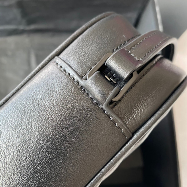 Y*L lou camera bag-23*16*6cm
