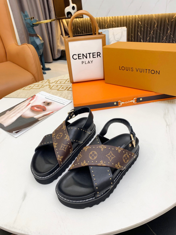l0*is V*t0n women"s paseo flat comfort sandal