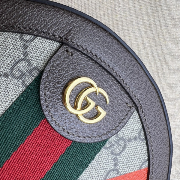 G*u*i round shoulder bag with double g