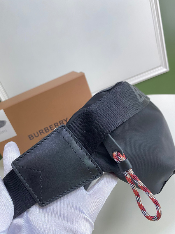 B**rry bum bag