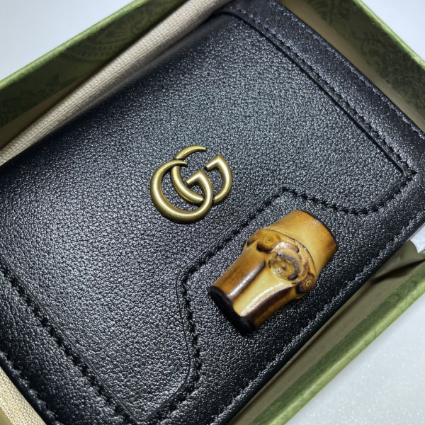 G*u*i diana card case wallet