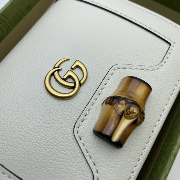 G*u*i diana card case wallet