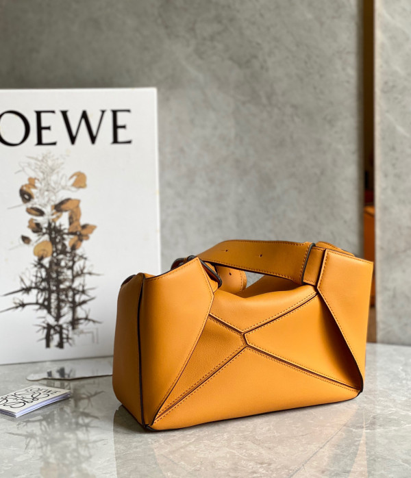 Lowee Small Puzzle Bag-24*16*10.5cm