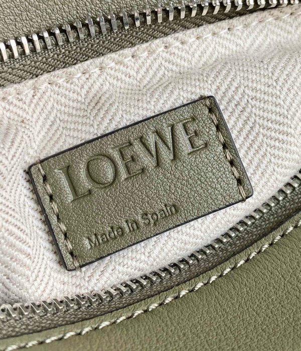 Lowee Small Puzzle Bag-24*16*10.5cm