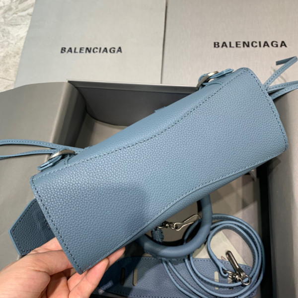 Ba*len*cia*ga neo classic mini top handle bag