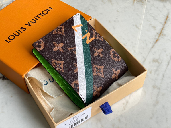l0*is V*t0n multiple wallet