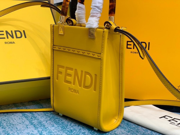 F**di mini sunshine shopper-13-18-6.5cm