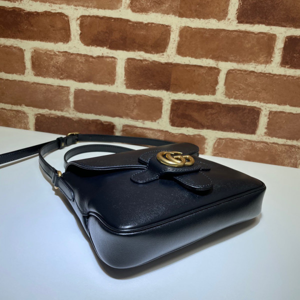 G*u*i small messenger bag with double g