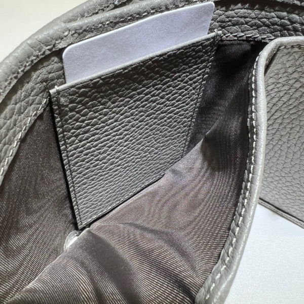 G*u*i gg marmont medium wallet