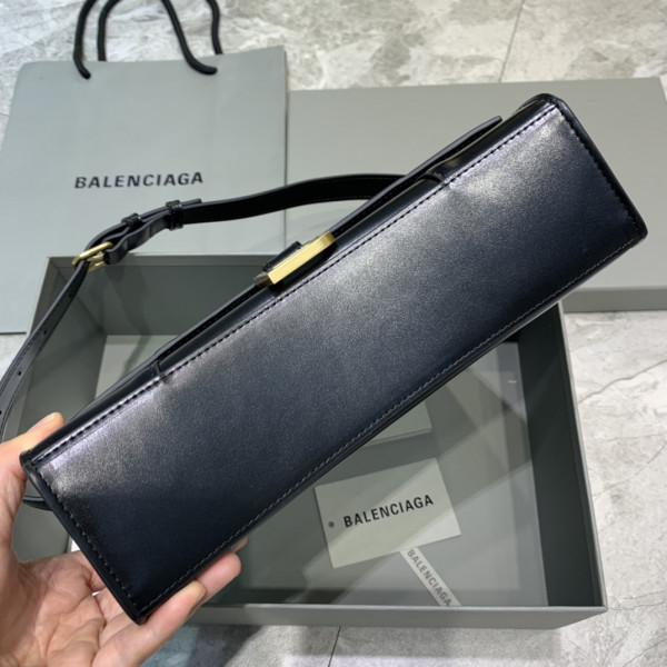 Ba*len*cia*ga hourglass chain bag