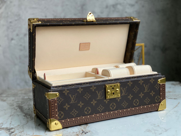 l0*is V*t0n coffret accessoires