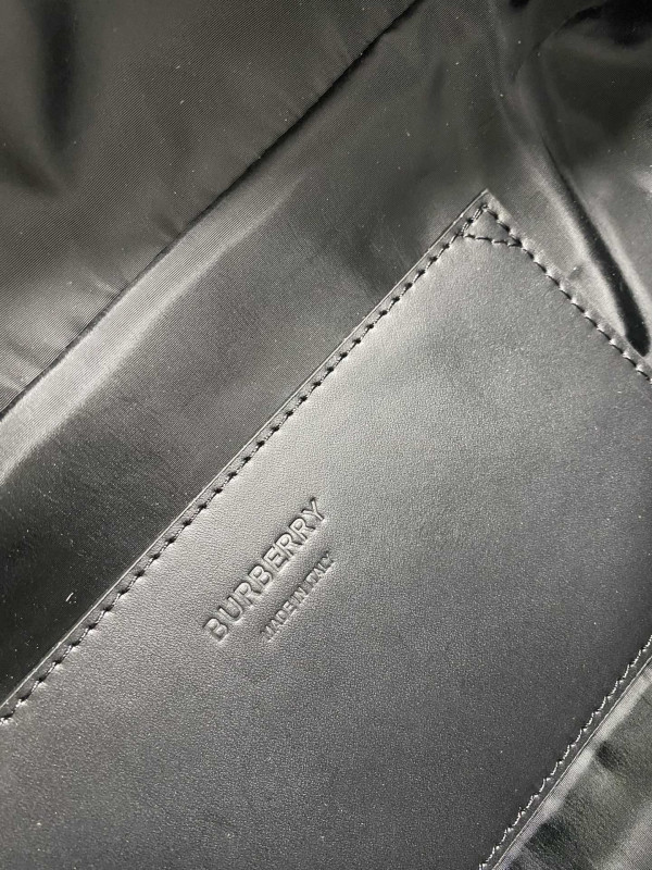 B**rry bum bag