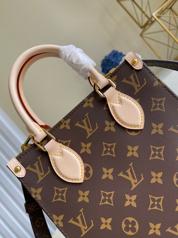 l0*is V*t0n petit sac plat