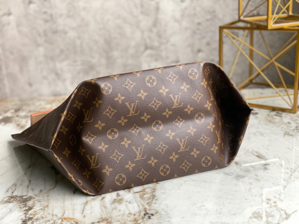 l0*is V*t0n all-in small tote bag