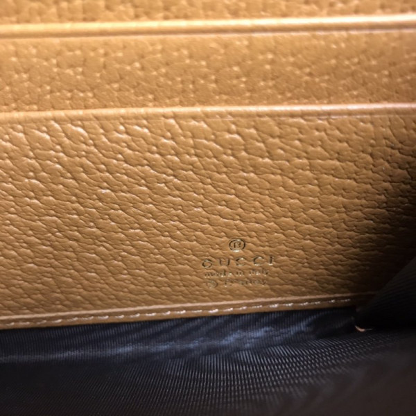 disney x G*u*i gg long wallet
