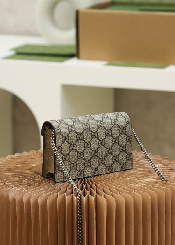g*u*i dionysus S*per mini bag
