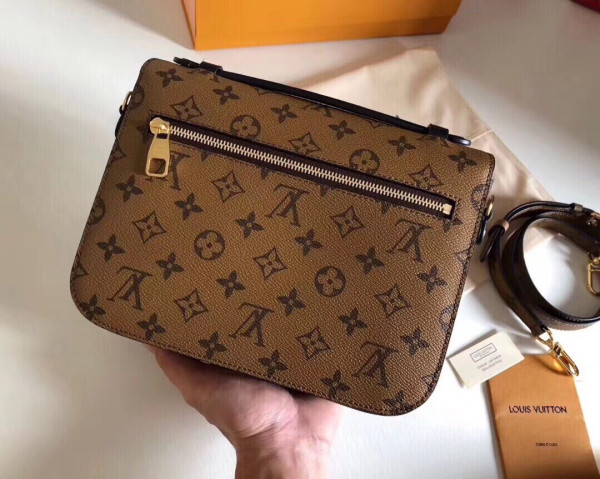 l0*is V*t0n pochette metis