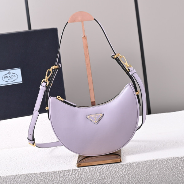 Pra*a arqué leather shoulder bag-22.5*18.5*6cm