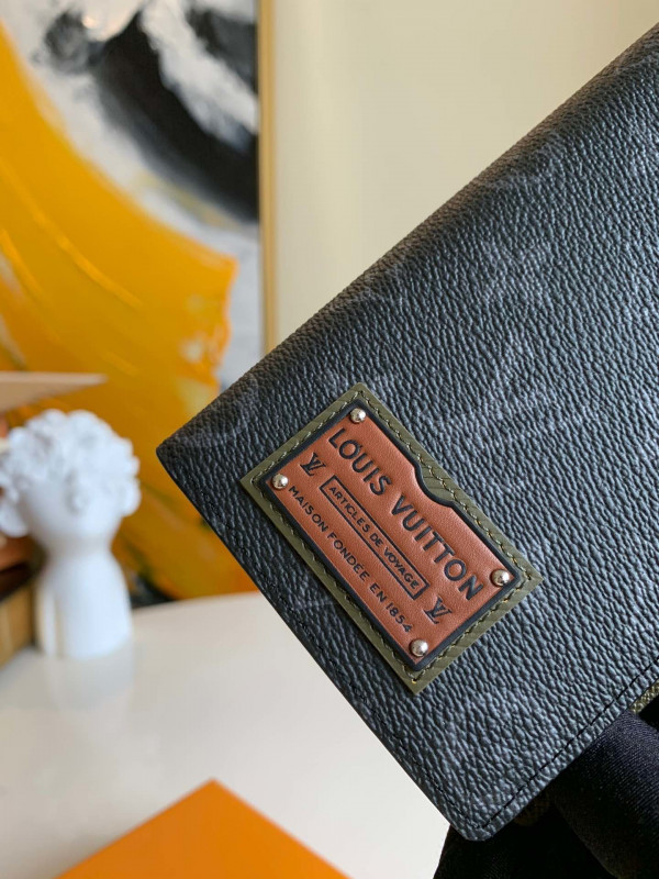 l0*is V*t0n brazza wallet