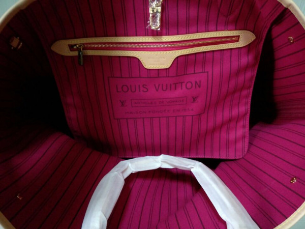l0*is V*t0n neverfull gm