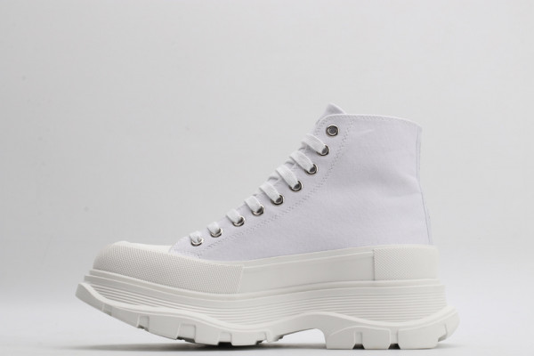ale*d*r M*Q*en tread slick boot