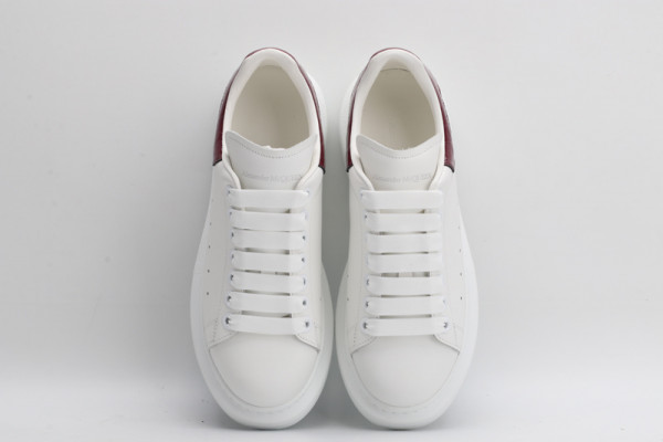 ale*d*r M*Q*en oversized sneaker