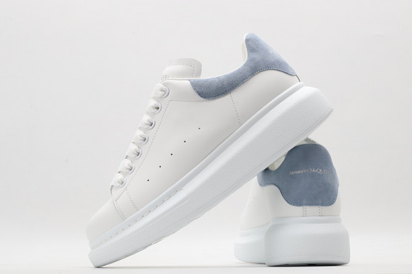 ale*d*r M*Q*en oversized sneaker
