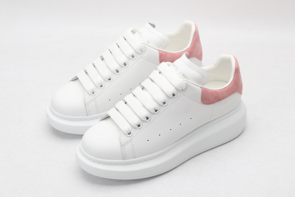 ale*d*r M*Q*en oversized sneaker