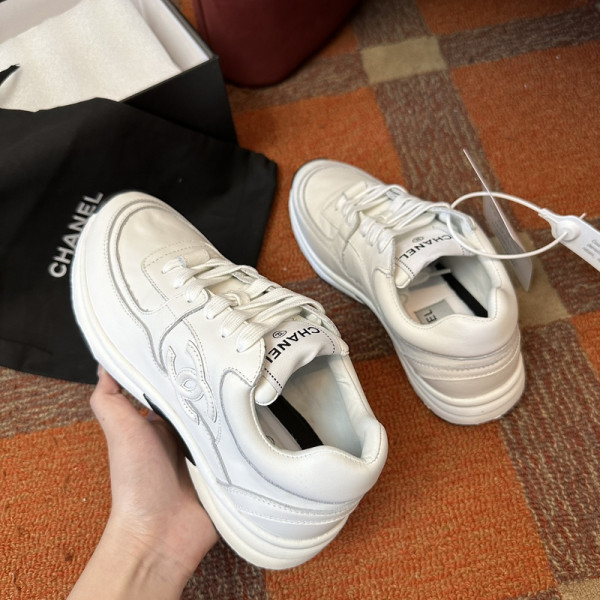 CL WOMEN SNEAKER