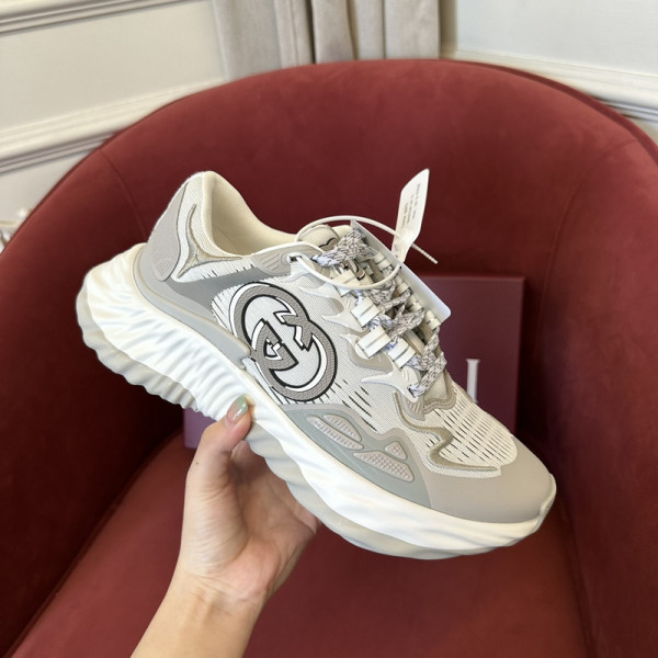 G*u*i men&women sneakers