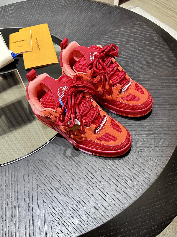 l0*is V*t0n trainer sneaker