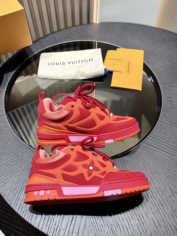 l0*is V*t0n trainer sneaker