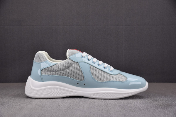Pra*a sneaker