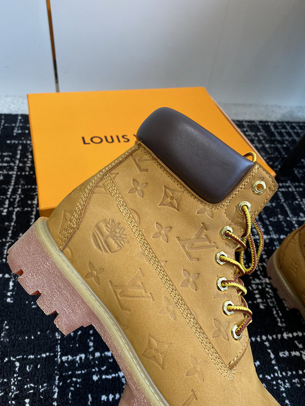 l0*is V*t0n boots