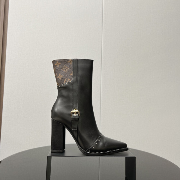 l0*is V*t0n boots