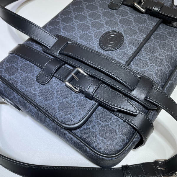 G*u*i gg messenger bag