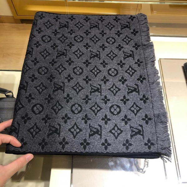 l0*is V*t0n monogram classic scarf