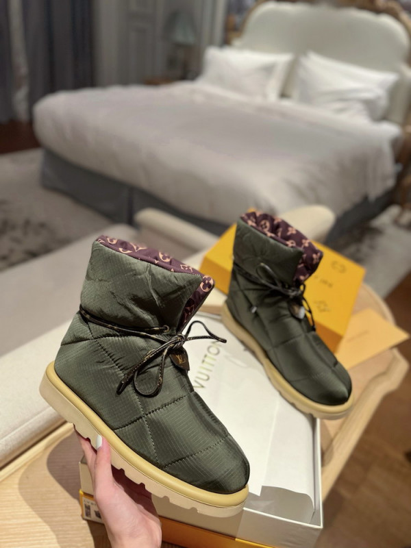 l0*is V*t0n pillow comfort ankle boots