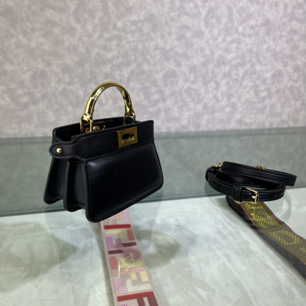 F**di nano peekaboo maxi handle