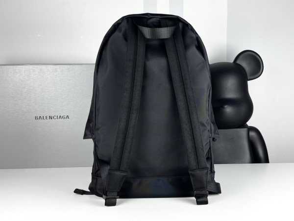 Ba*len*cia*ga backpack
