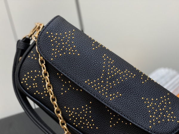 l0*is V*t0n wallet on chain ivy