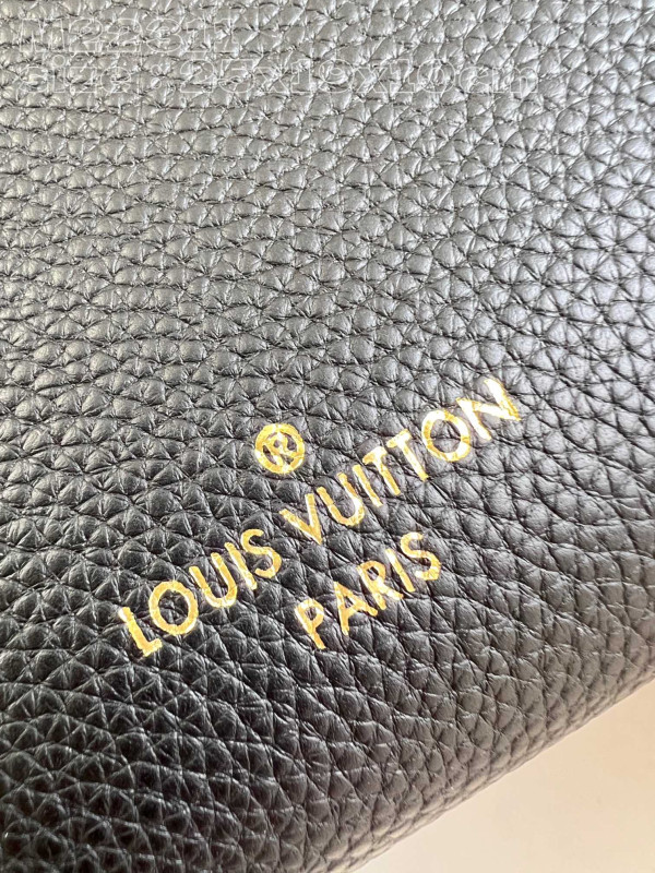 l0*is V*t0n lock & go