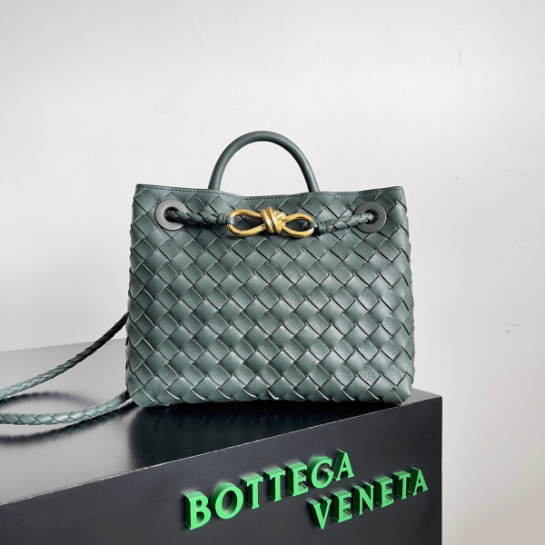 bo*te*ga Ve*ne*ta small andiamo-25*22*10.5cm